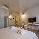 Dimoras Stone Gasthuis 4*